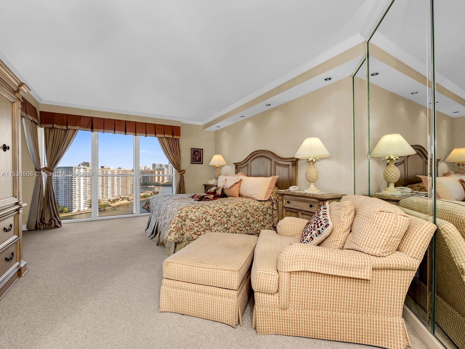 2600 ISL BLVD WILLIAMS IS - Residential