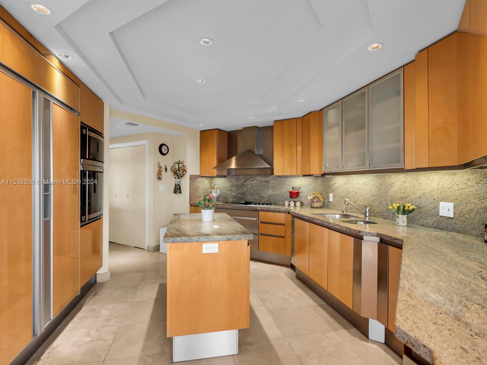 2600 ISL BLVD WILLIAMS IS - Residential