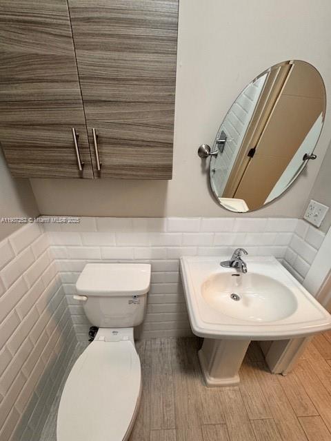 C GAB DOUGLAS SEC - Residential Lease