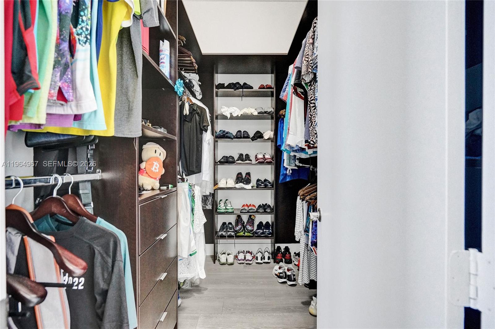 TDR TOWER II CONDO - Residential