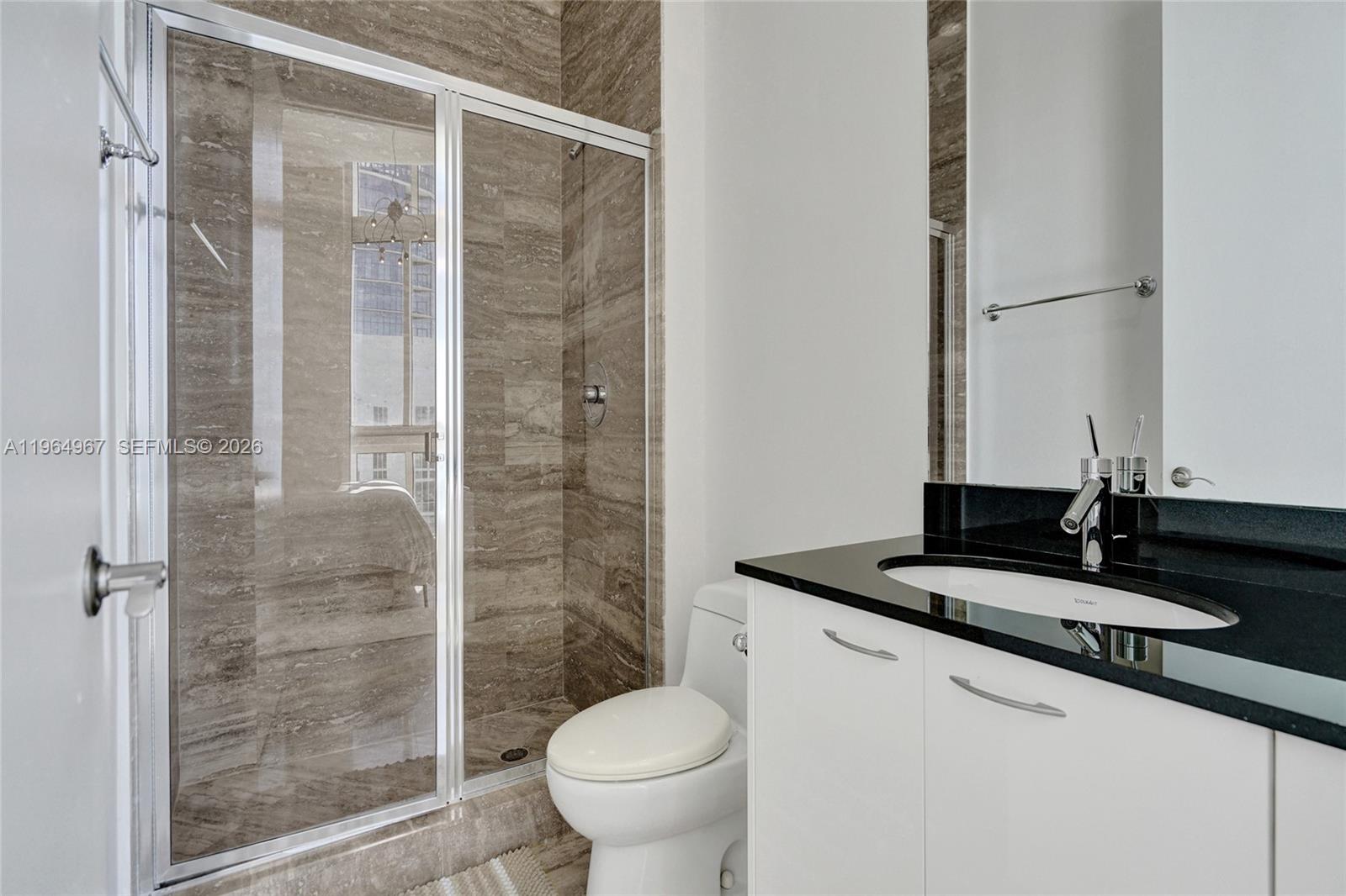 TDR TOWER II CONDO - Residential