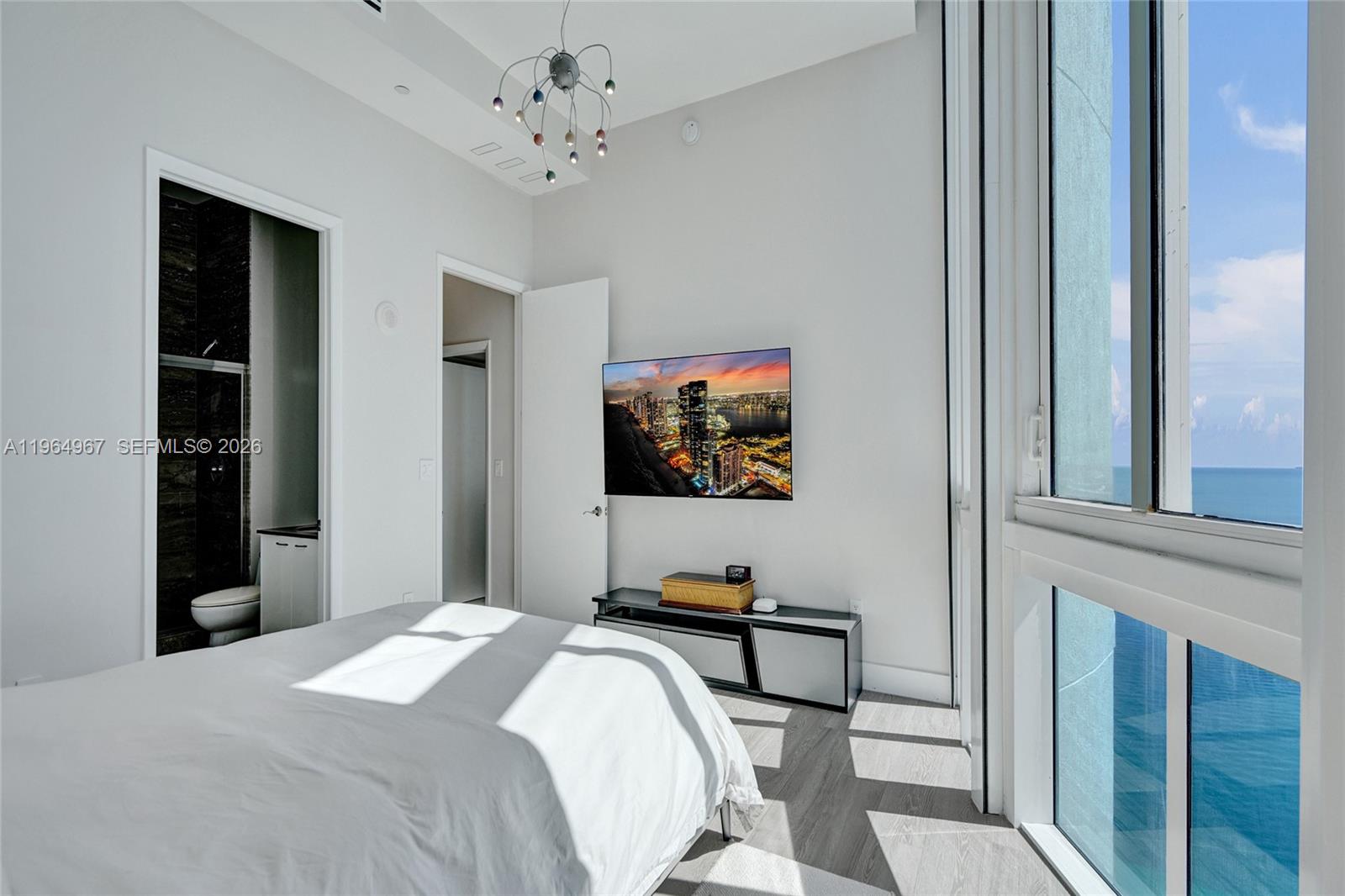 TDR TOWER II CONDO - Residential