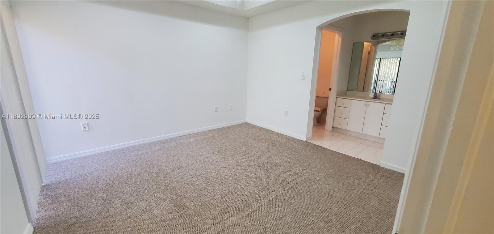 THE COURTS AT BAYSHORE I - Residential Lease