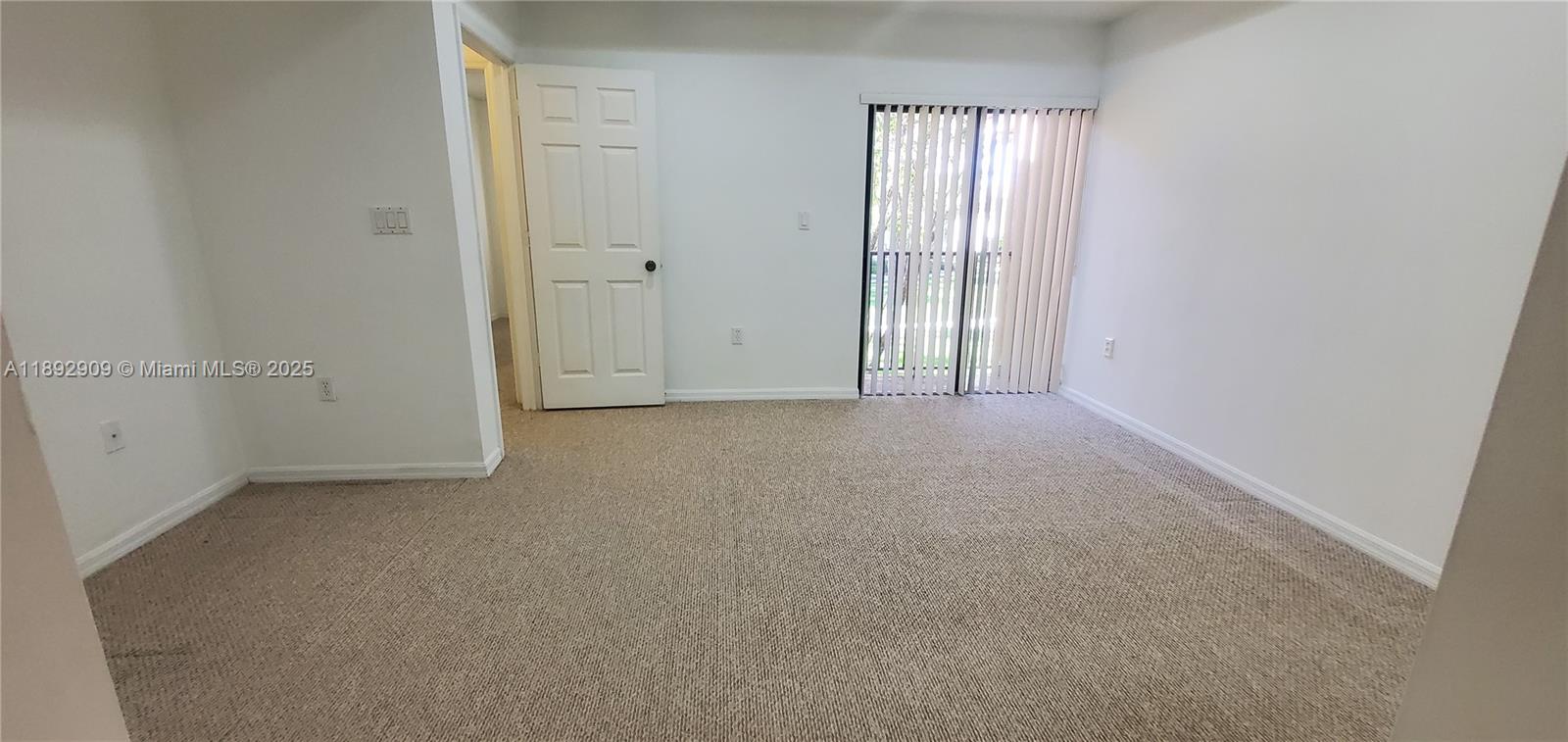 THE COURTS AT BAYSHORE I - Residential Lease