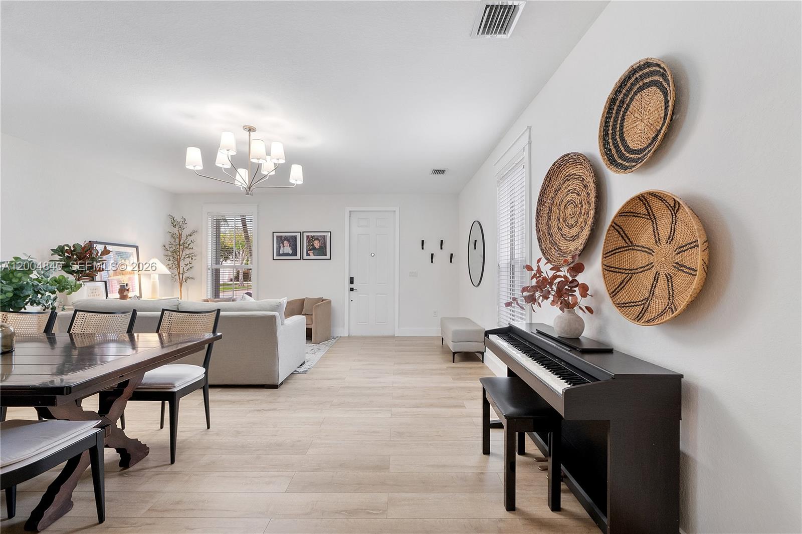 KENDALL COMMONS RESIDENTI - Residential