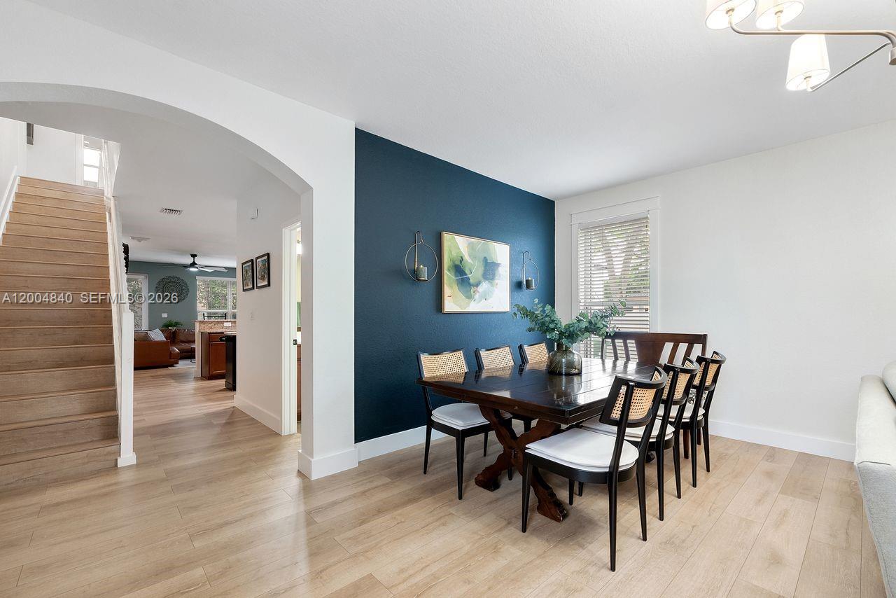 KENDALL COMMONS RESIDENTI - Residential