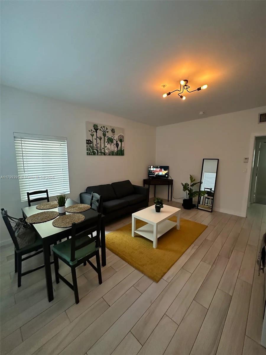 1450 Meridian Ave 107