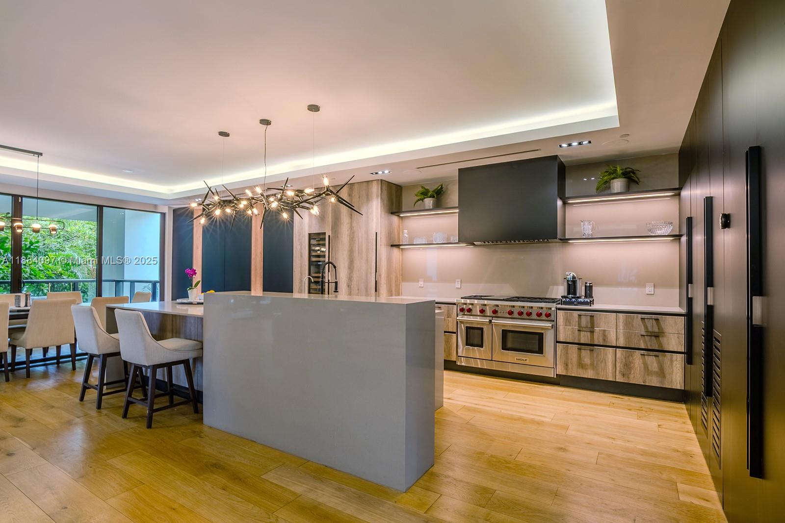350 MERIDIAN CONDO - Residential