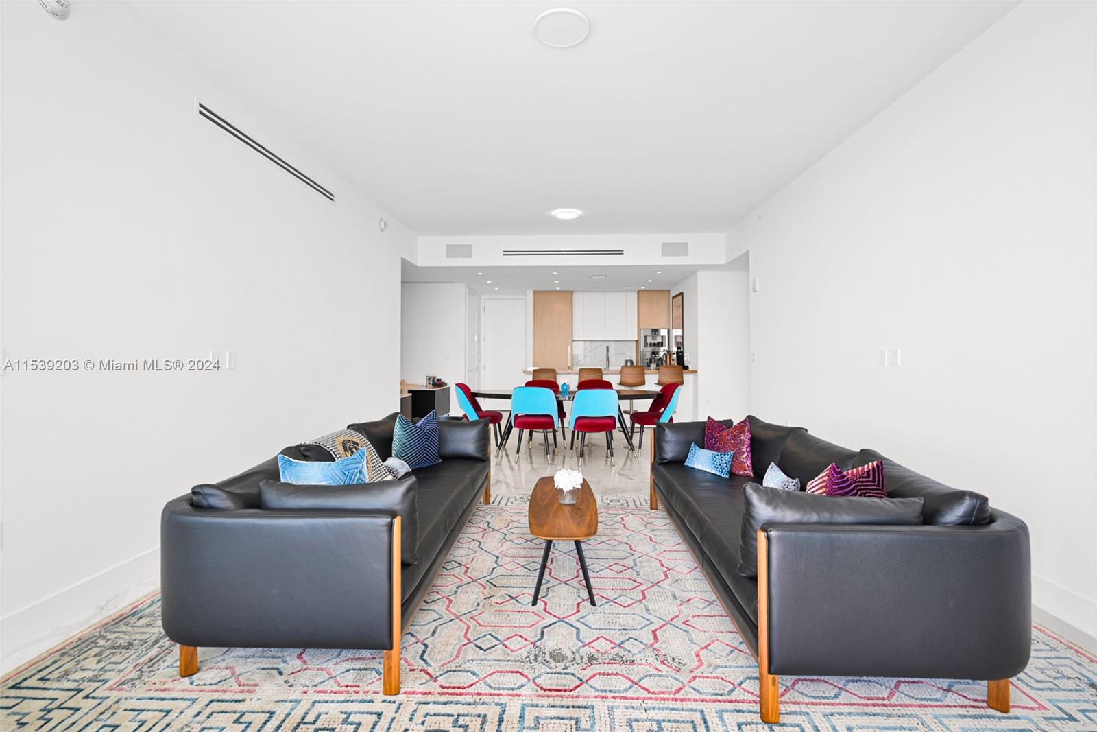 RITZ CARLTON - Residential