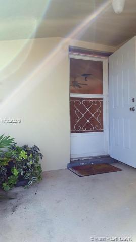 CRESTHAVEN VILLAS 10 COND - Residential