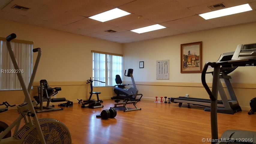 CRESTHAVEN VILLAS 10 COND - Residential