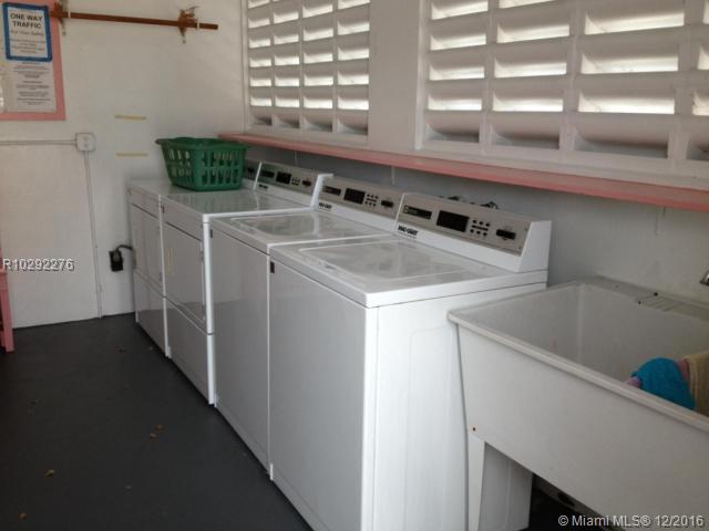 CRESTHAVEN VILLAS 10 COND - Residential