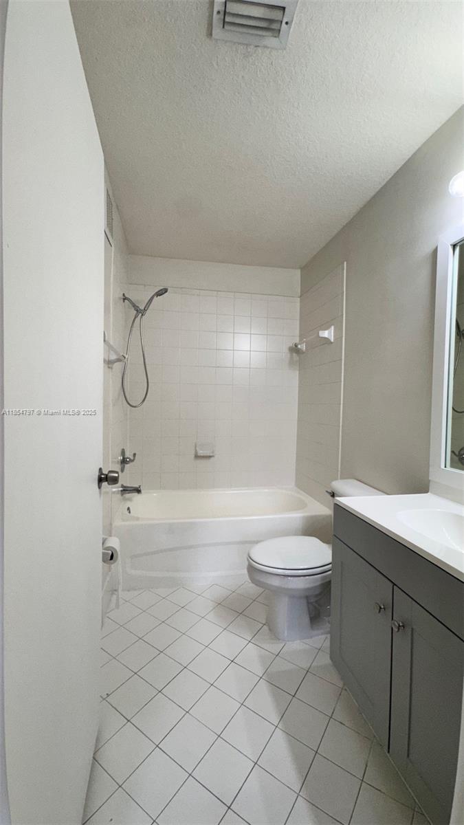 VENETIA GARDENS SOUTH CON - Residential