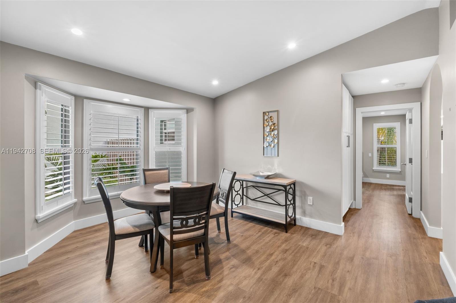 LAKES BY THE BAY SEC 5 - Residential