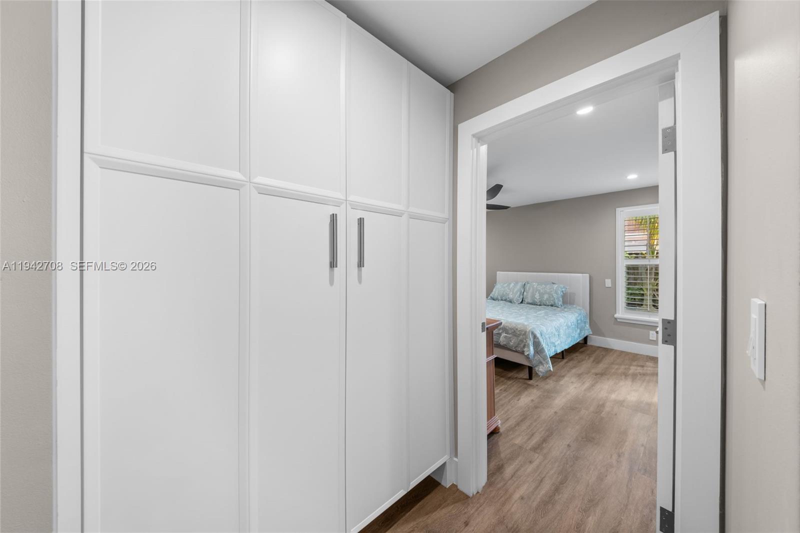 LAKES BY THE BAY SEC 5 - Residential