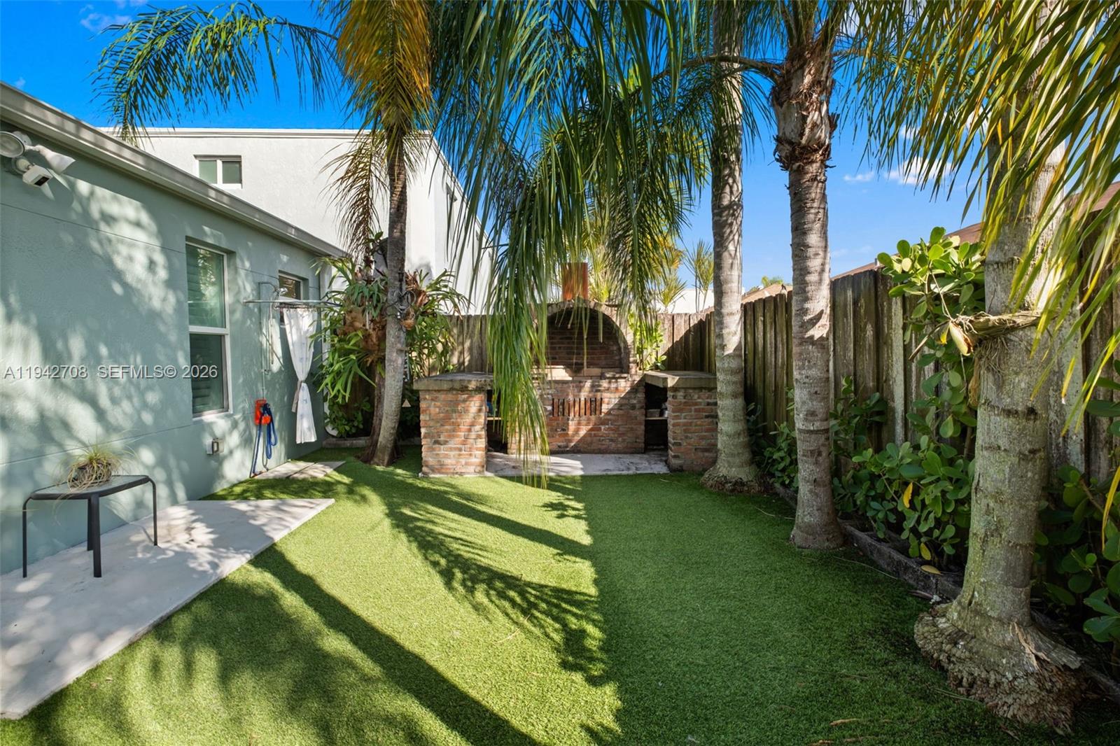 LAKES BY THE BAY SEC 5 - Residential