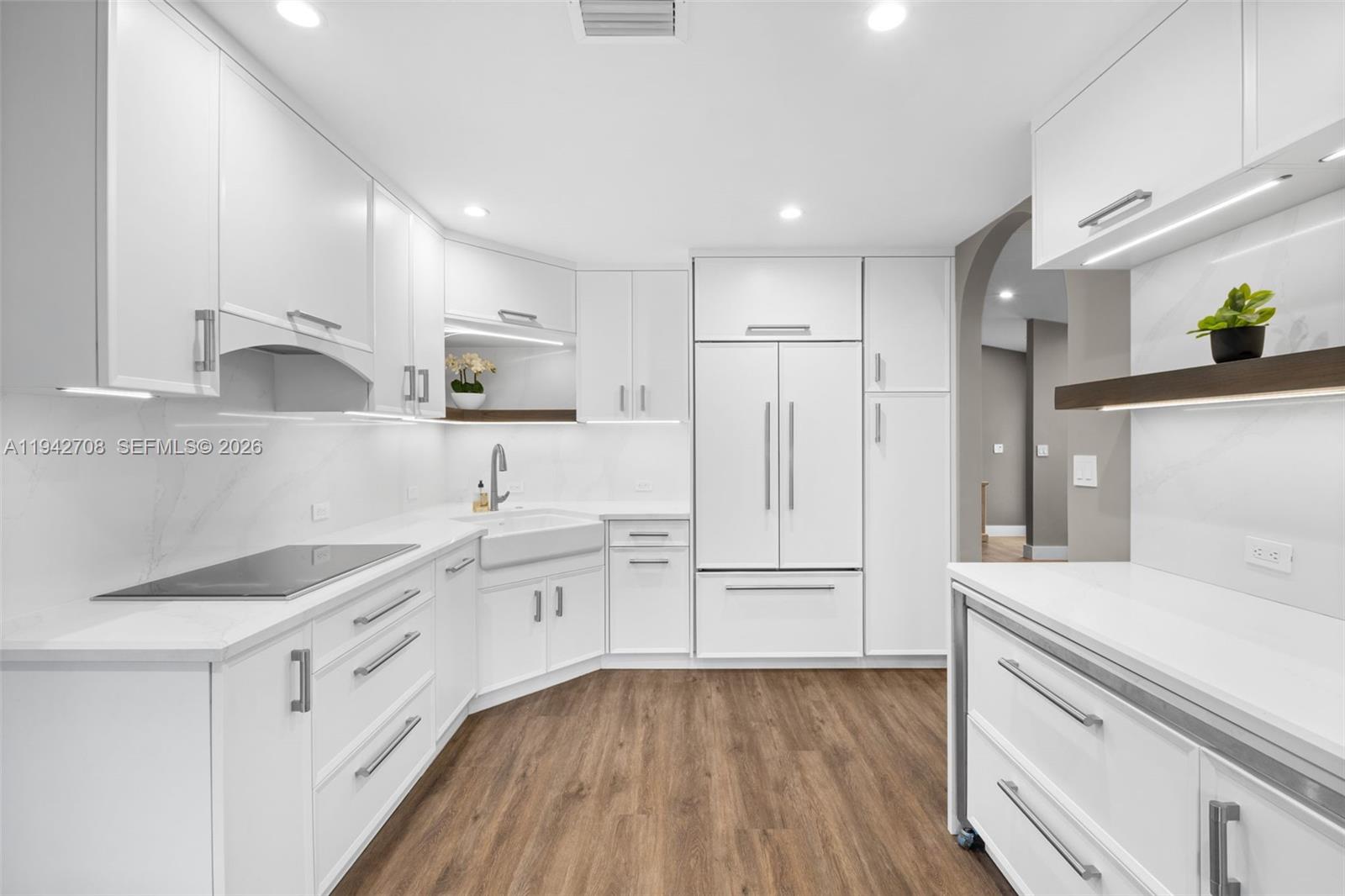 LAKES BY THE BAY SEC 5 - Residential