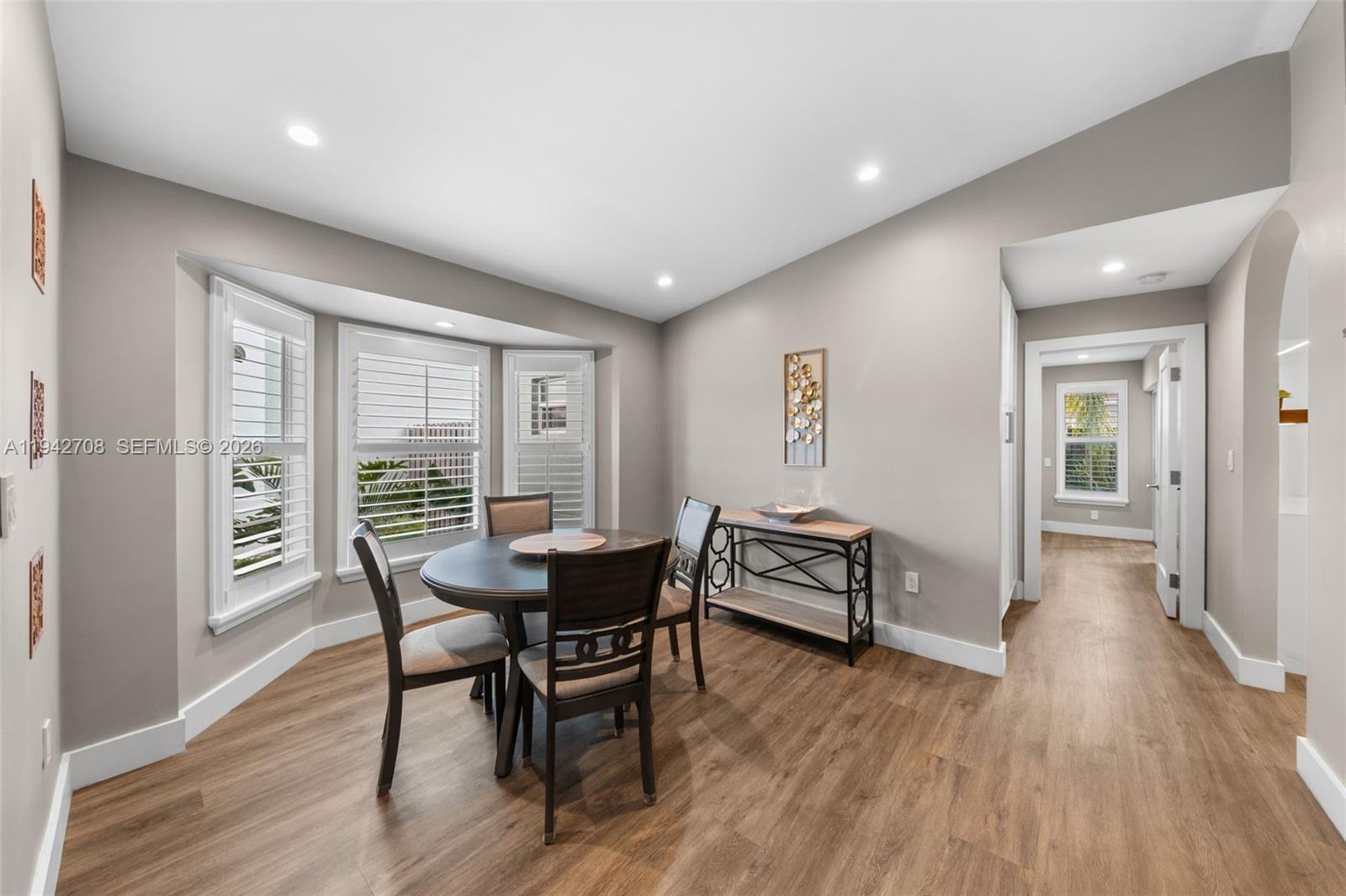 LAKES BY THE BAY SEC 5 - Residential