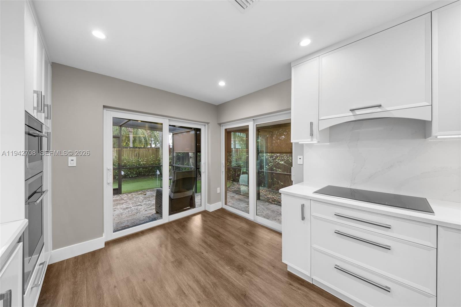 LAKES BY THE BAY SEC 5 - Residential