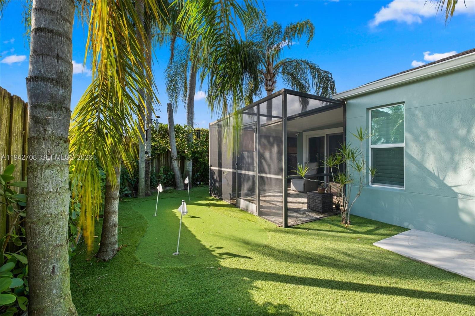 LAKES BY THE BAY SEC 5 - Residential