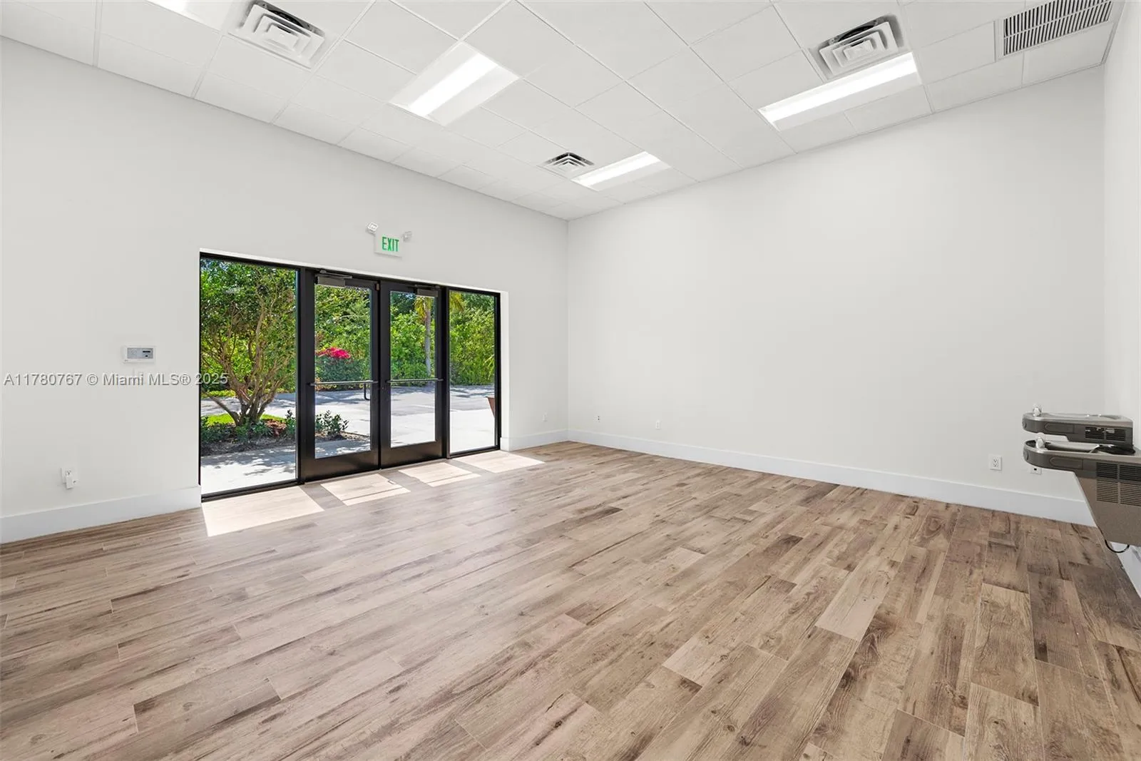 Hollywood, Florida 33021, United States, ,Residential,Active,109036