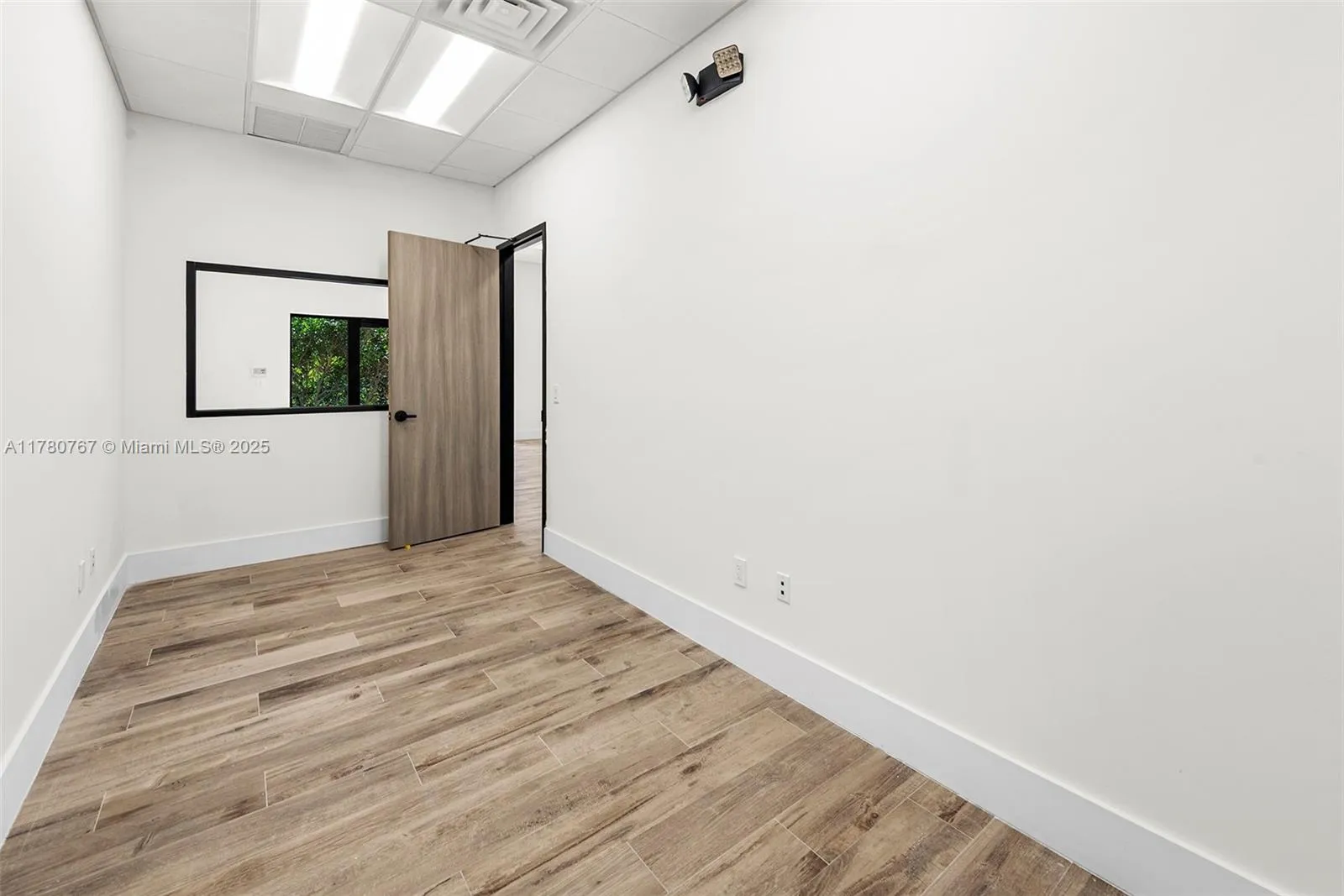 Hollywood, Florida 33021, United States, ,Residential,Active,109036