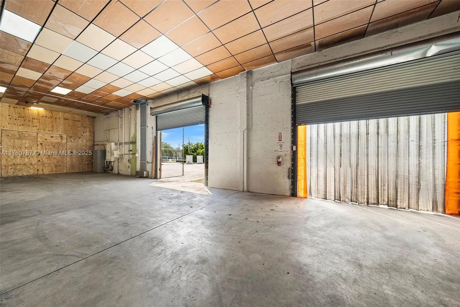 Hollywood, Florida 33021, United States, ,Residential,Active,109036