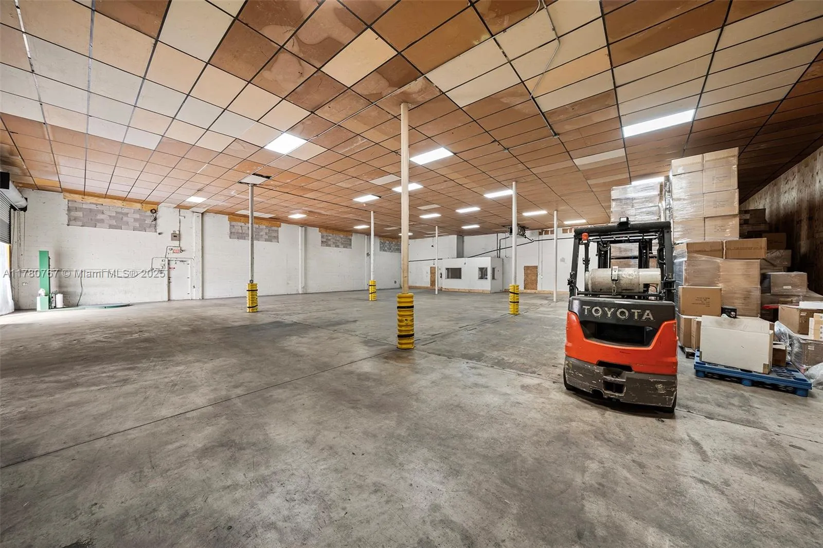 Hollywood, Florida 33021, United States, ,Residential,Active,109036