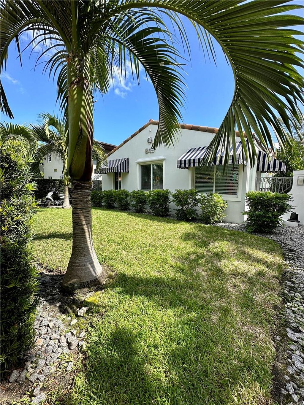 Photo of Miami Beach, FL 33139 (MLS # A11988379)