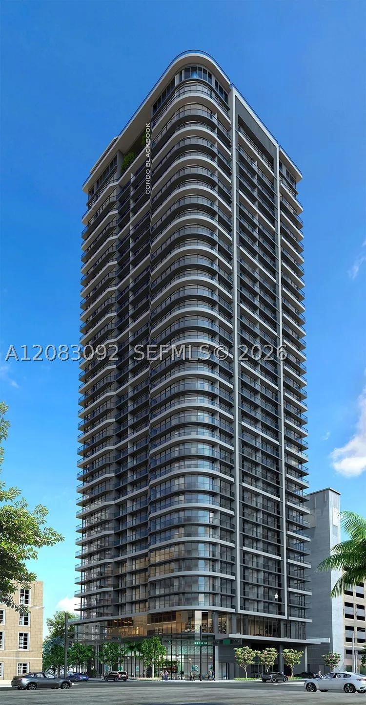 121 NE 5th St 1511