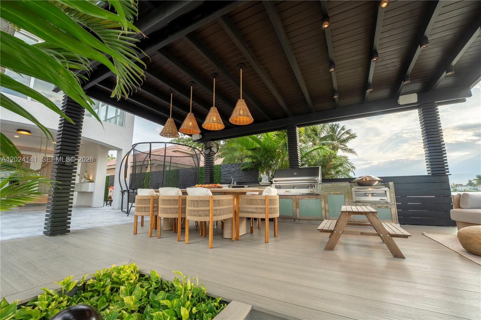 DORAL ISLES PACIFICA - Residential