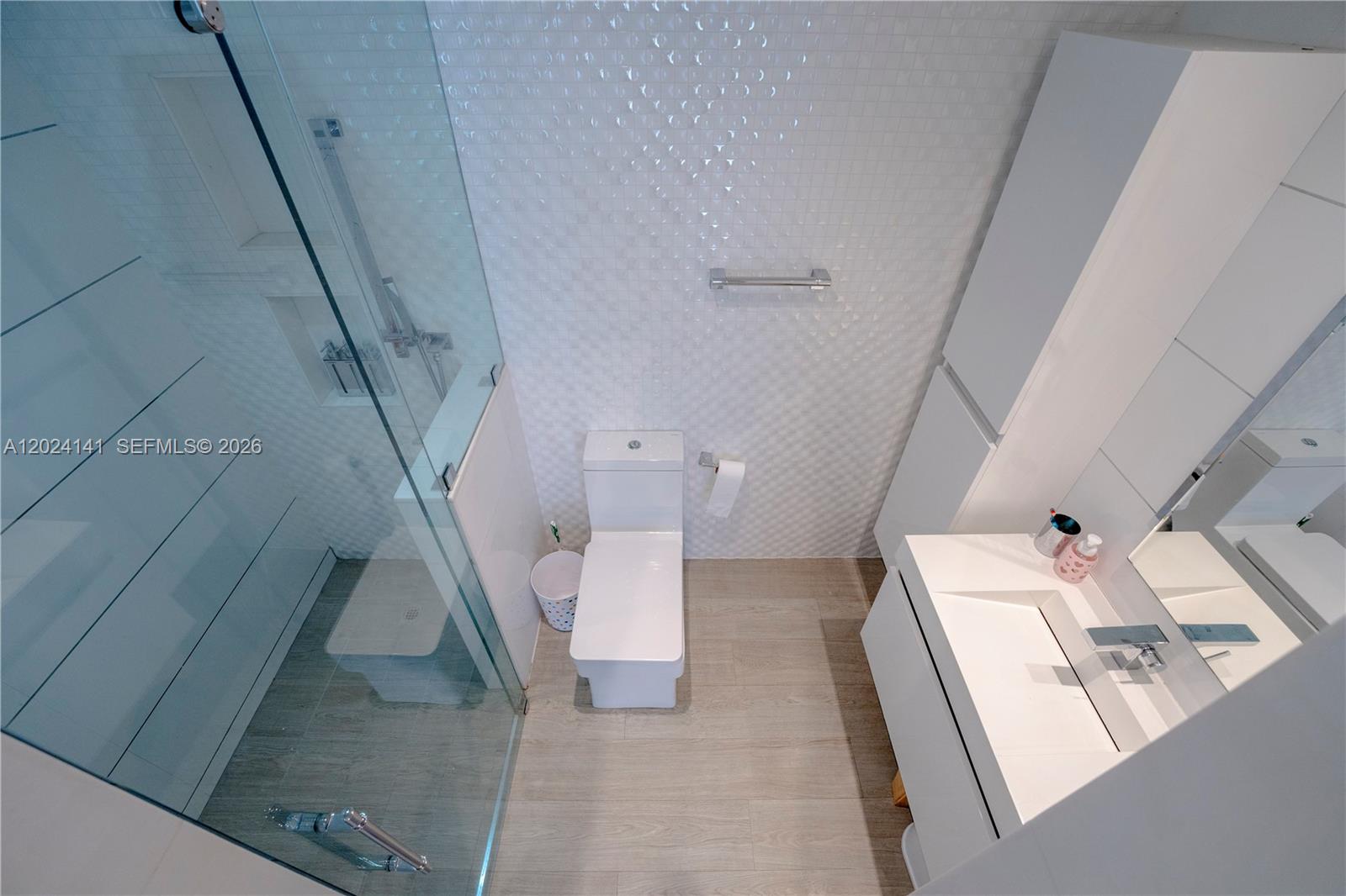 DORAL ISLES PACIFICA - Residential