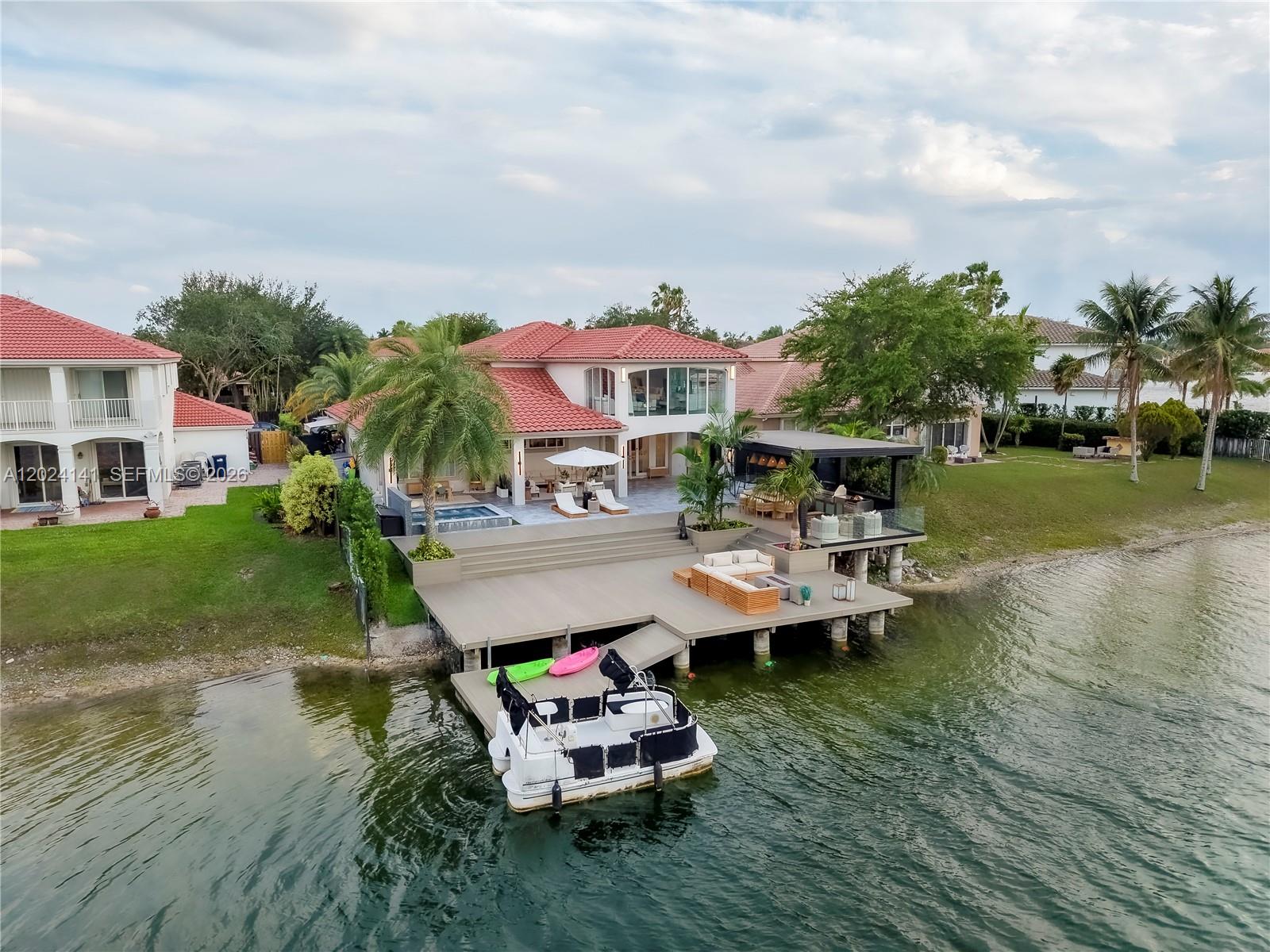 DORAL ISLES PACIFICA - Residential