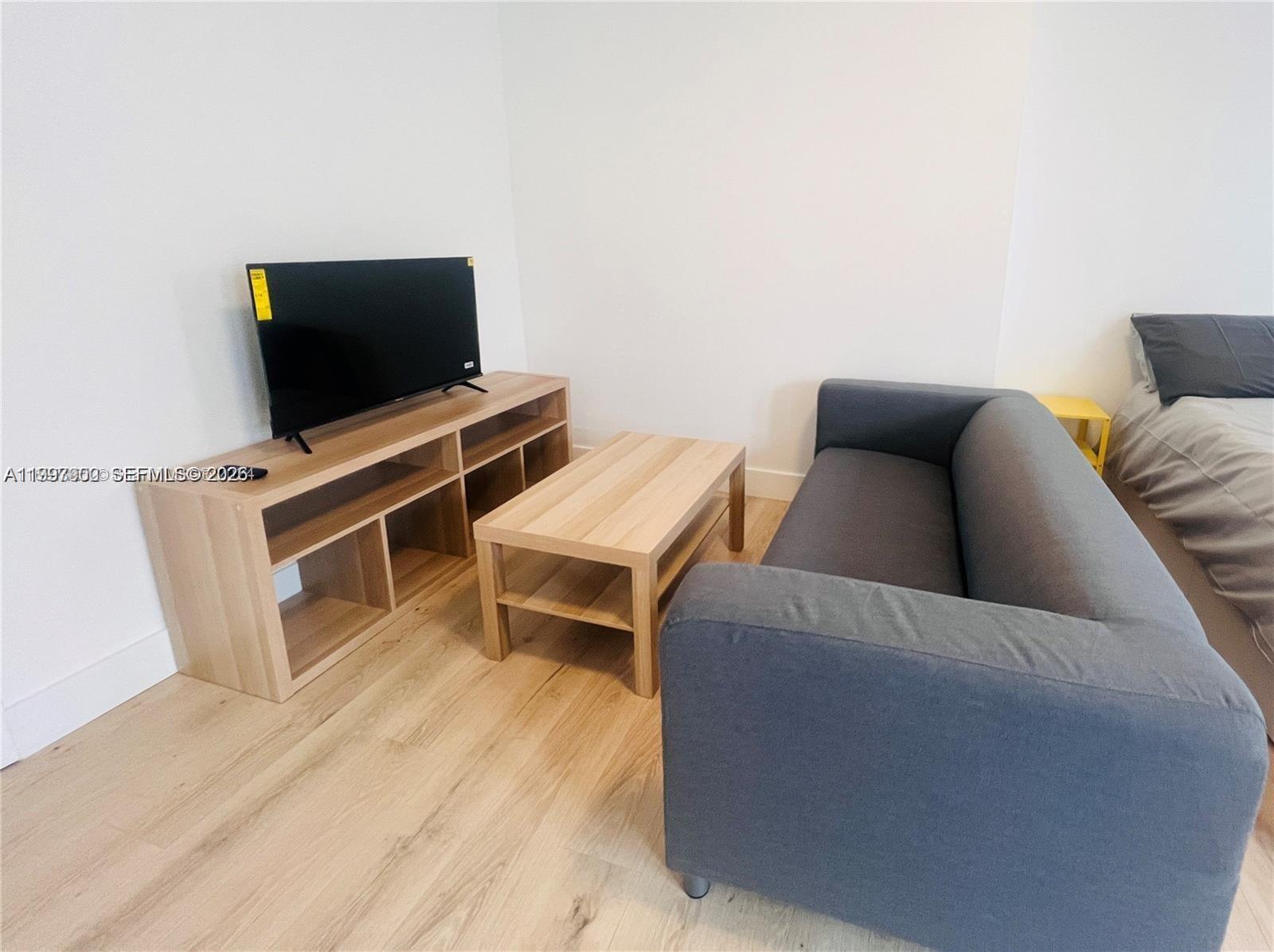 THE PATRICIA CONDO - Residential Lease