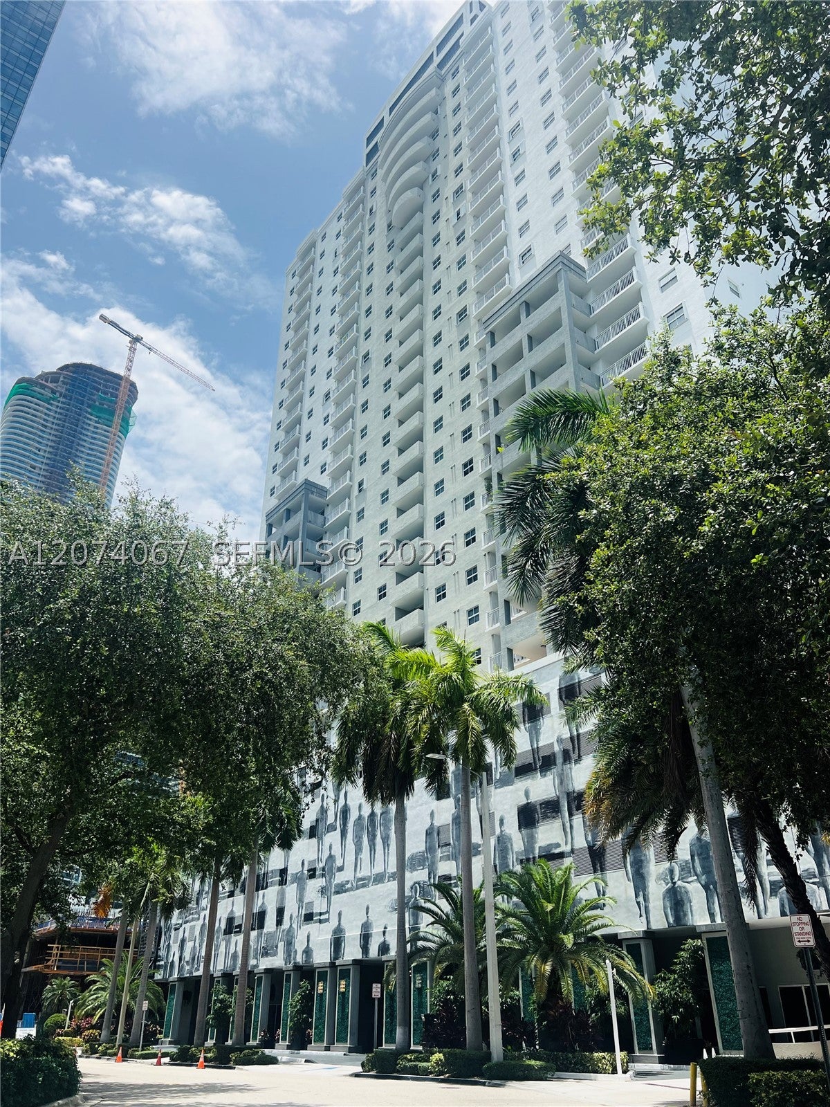 185 SE 14th Ter 2206