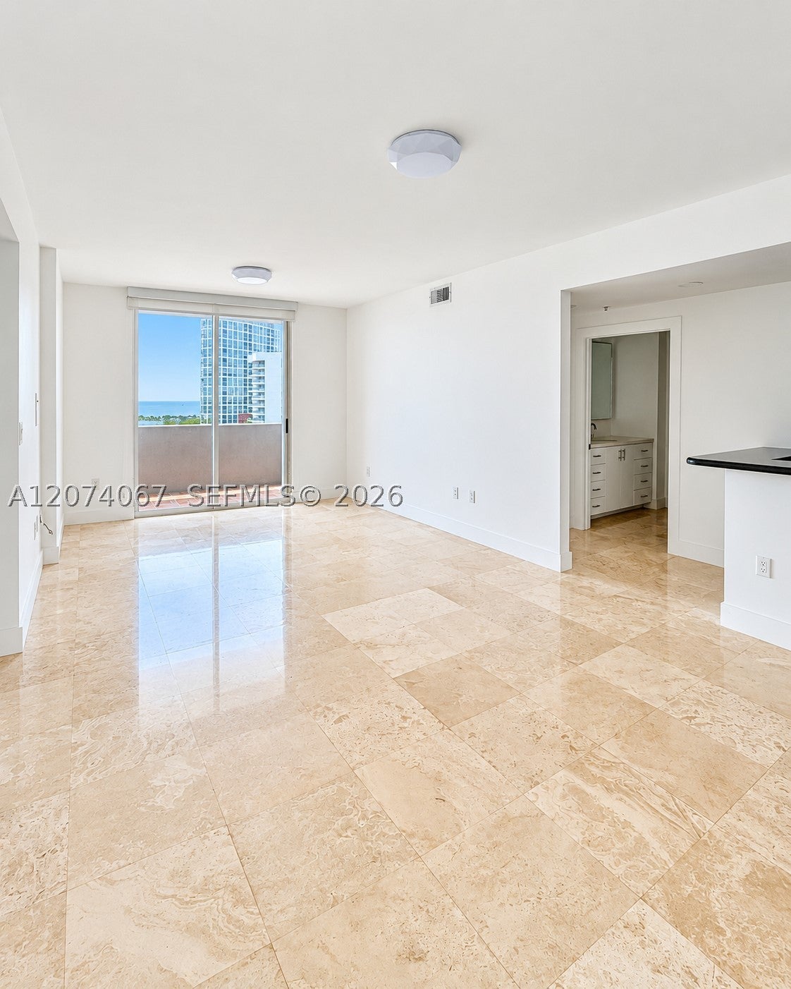 185 SE 14th Ter 2206
