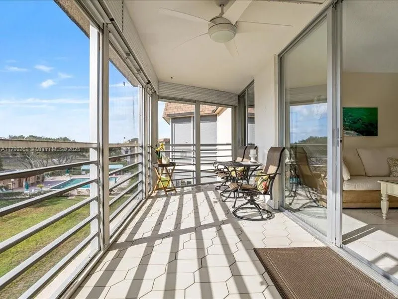 Boca Raton, Florida 33487, United States, 2 Bedrooms Bedrooms, ,2 BathroomsBathrooms,Residential,Active,136220