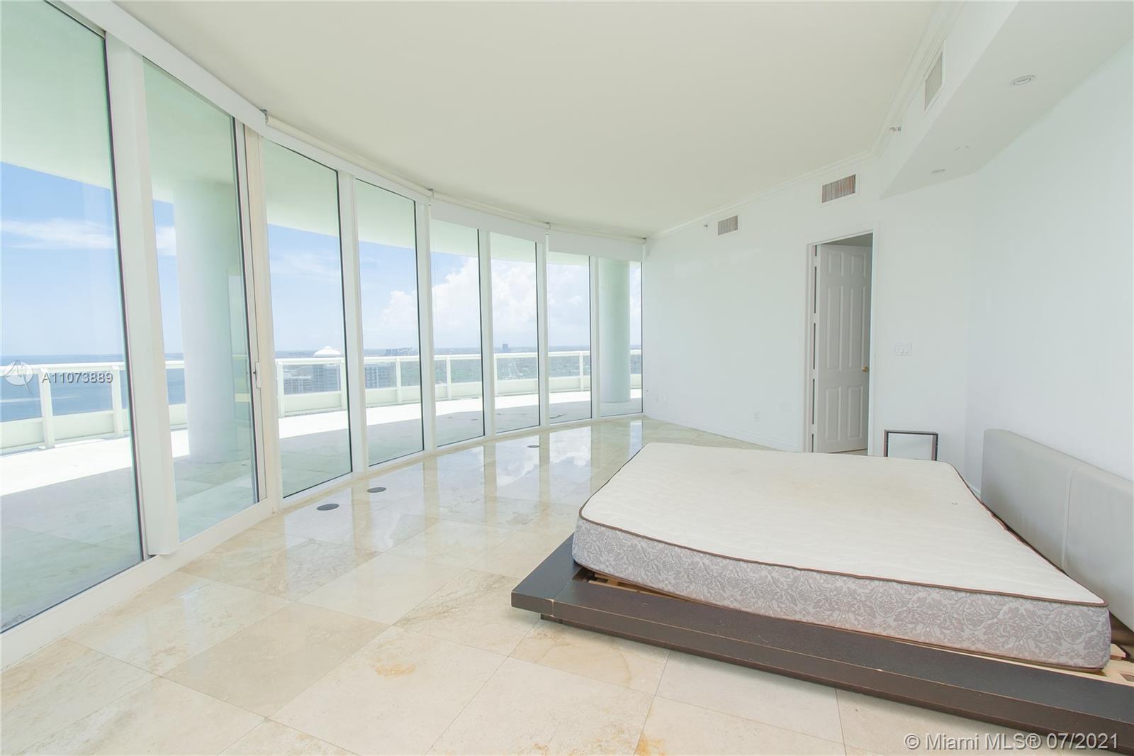 SANTA MARIA CONDO - Residential