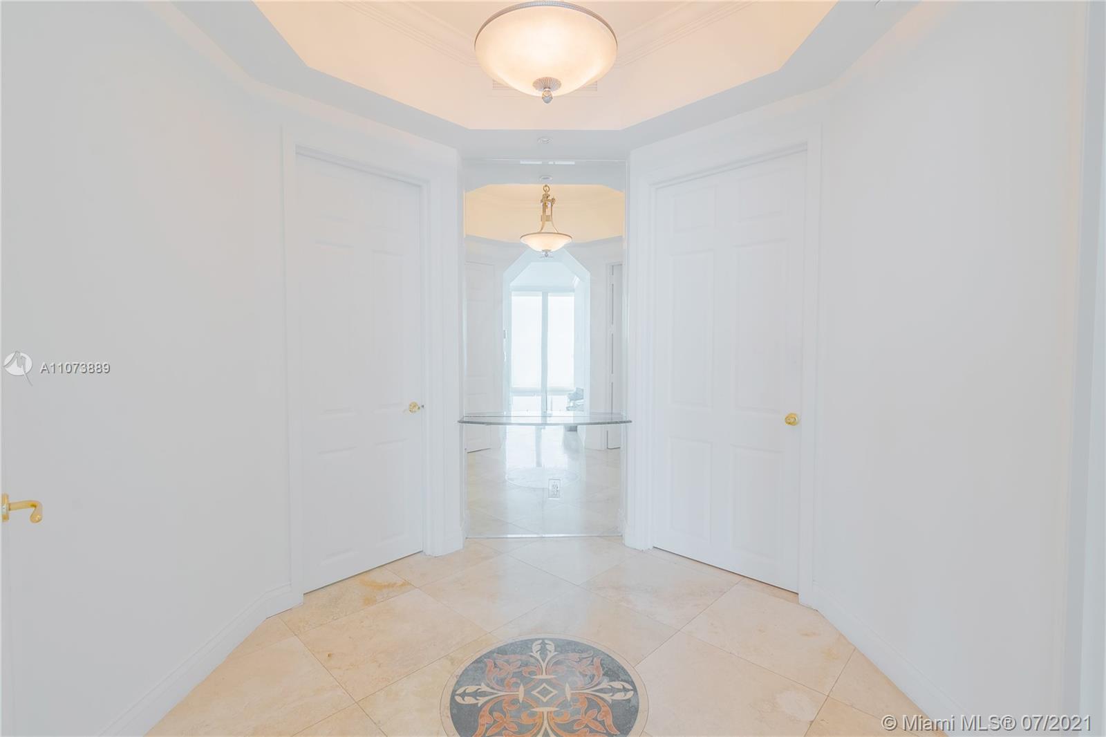 SANTA MARIA CONDO - Residential