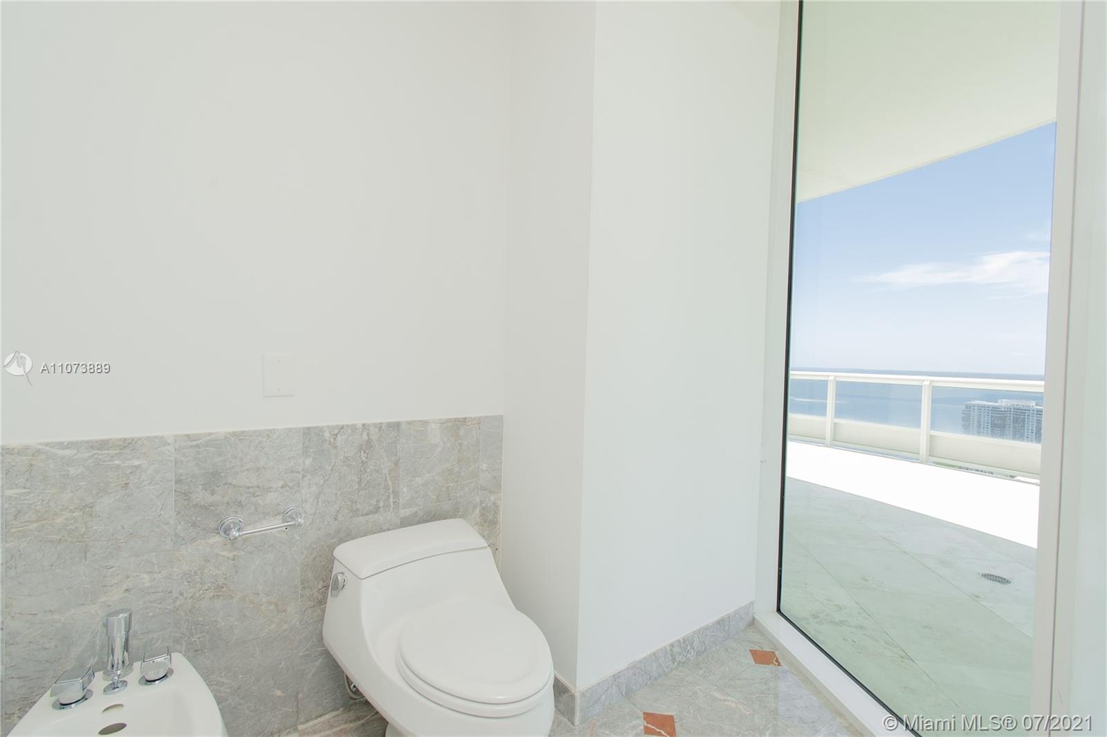 SANTA MARIA CONDO - Residential