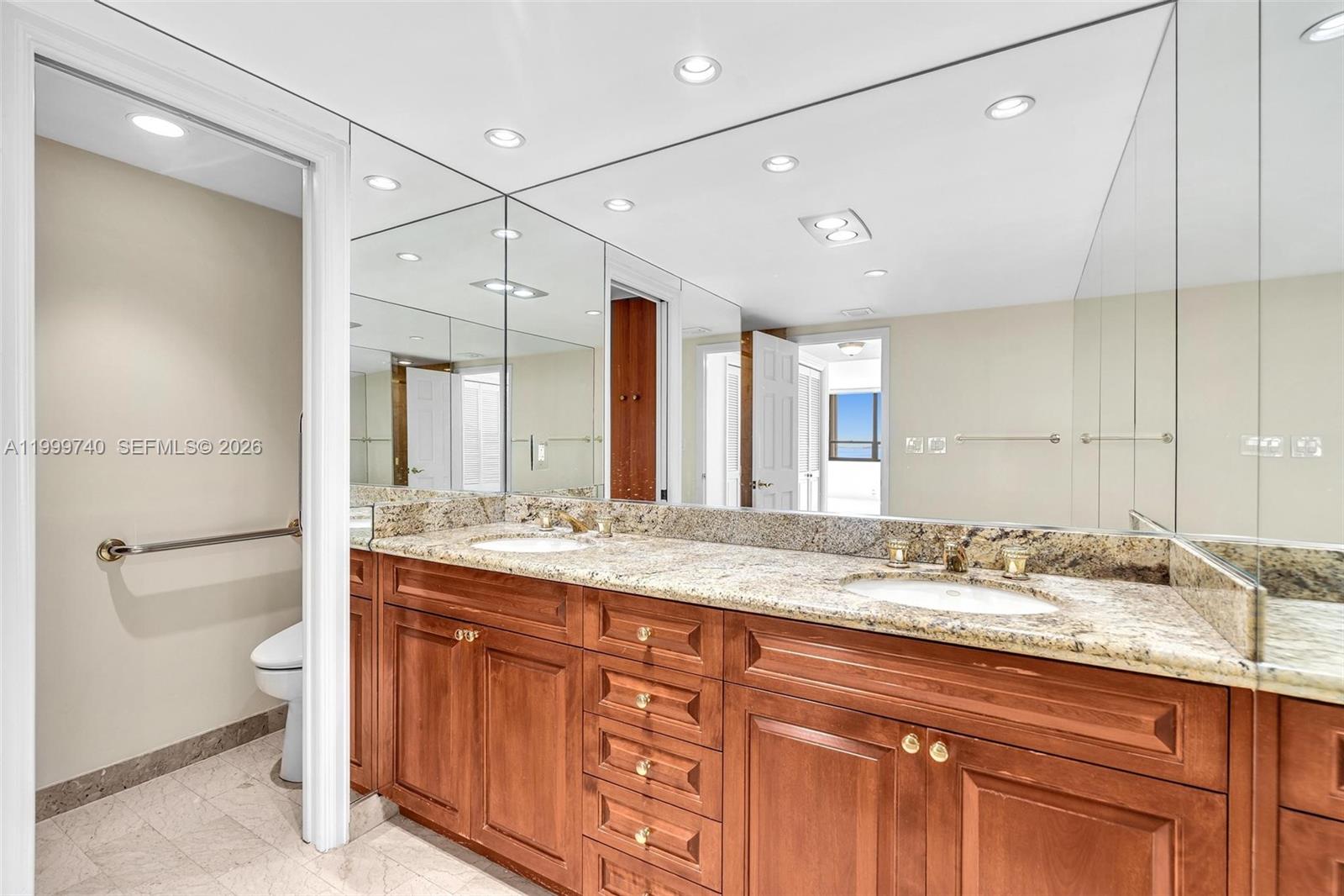 GROVE ISLE CONDO - Residential