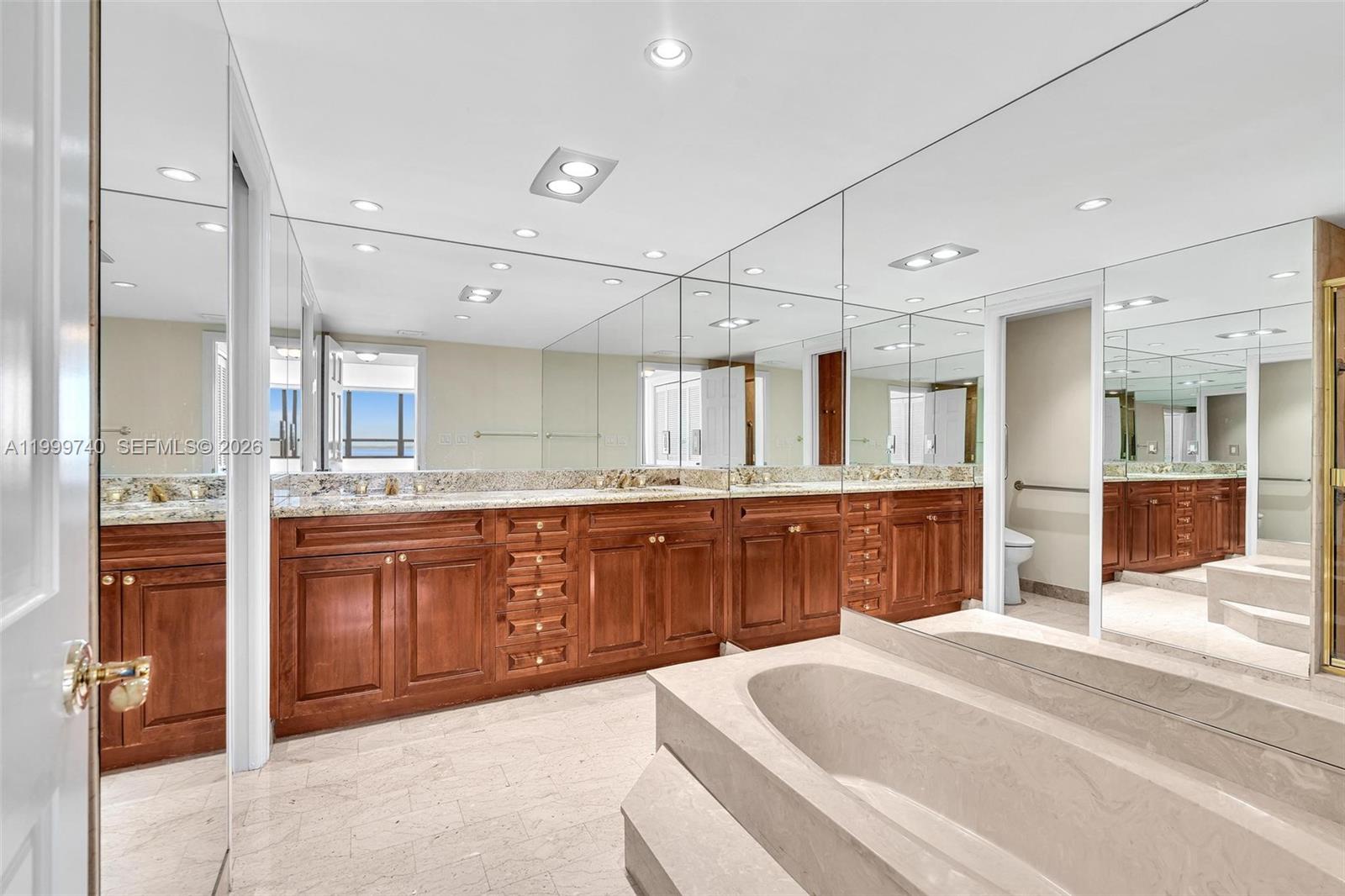 GROVE ISLE CONDO - Residential