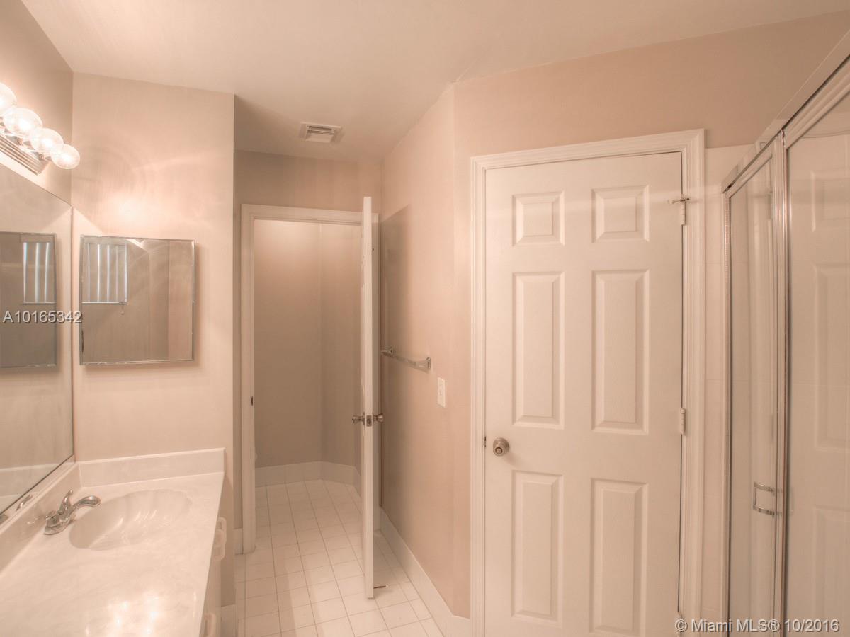 Lakes Of Newport II 158-2 - Residential Lease