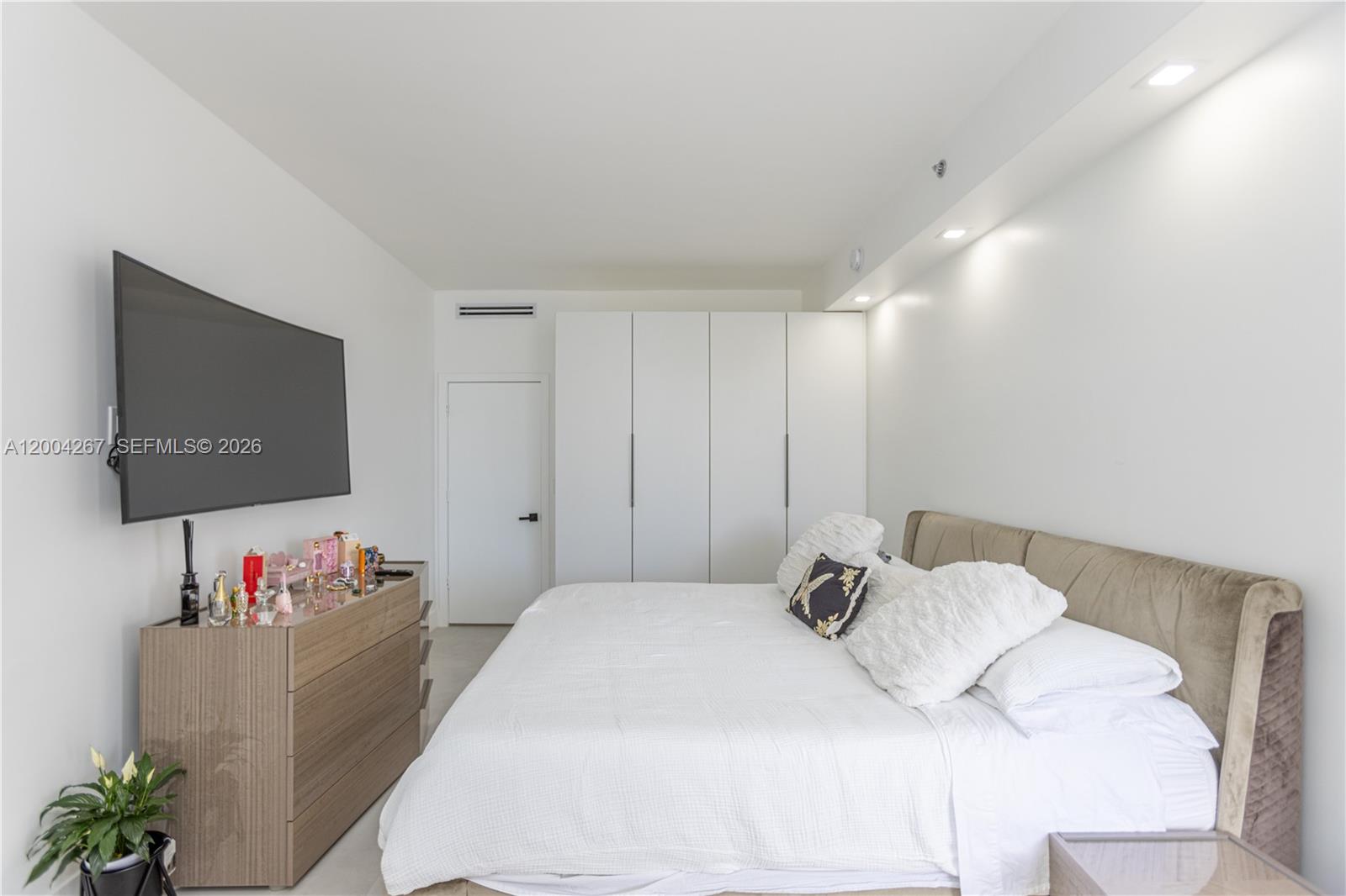 TERRACES NORTH TURNBERRY - Residential