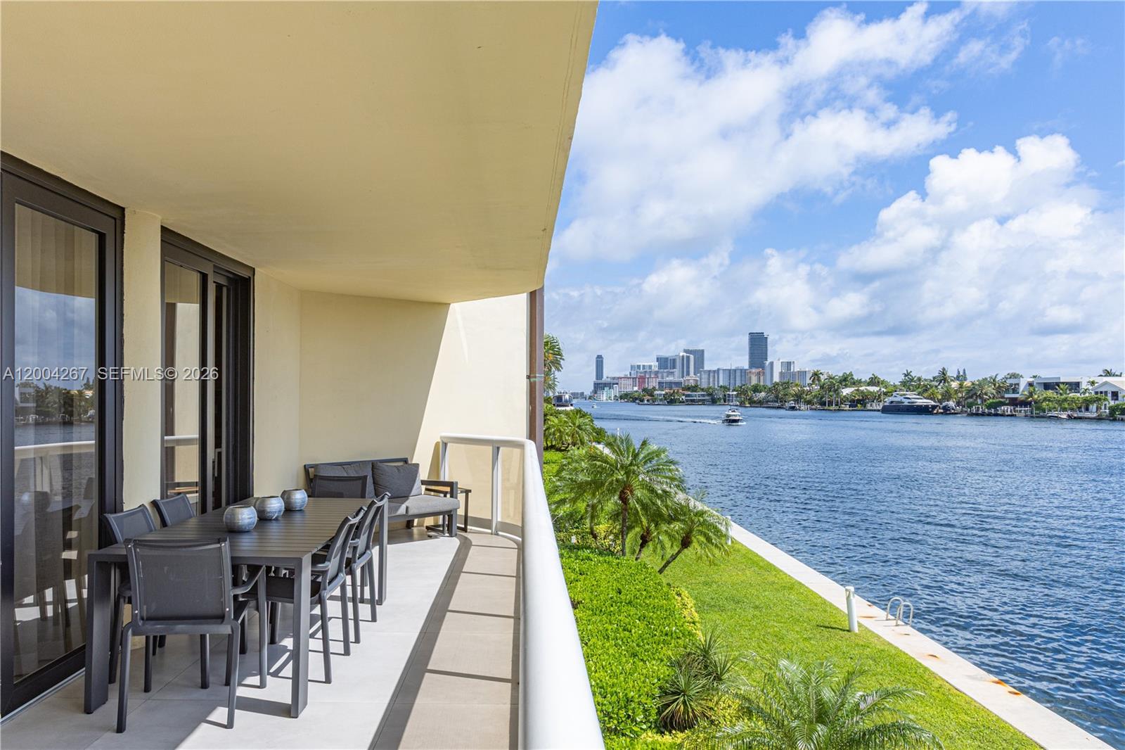 TERRACES NORTH TURNBERRY - Residential