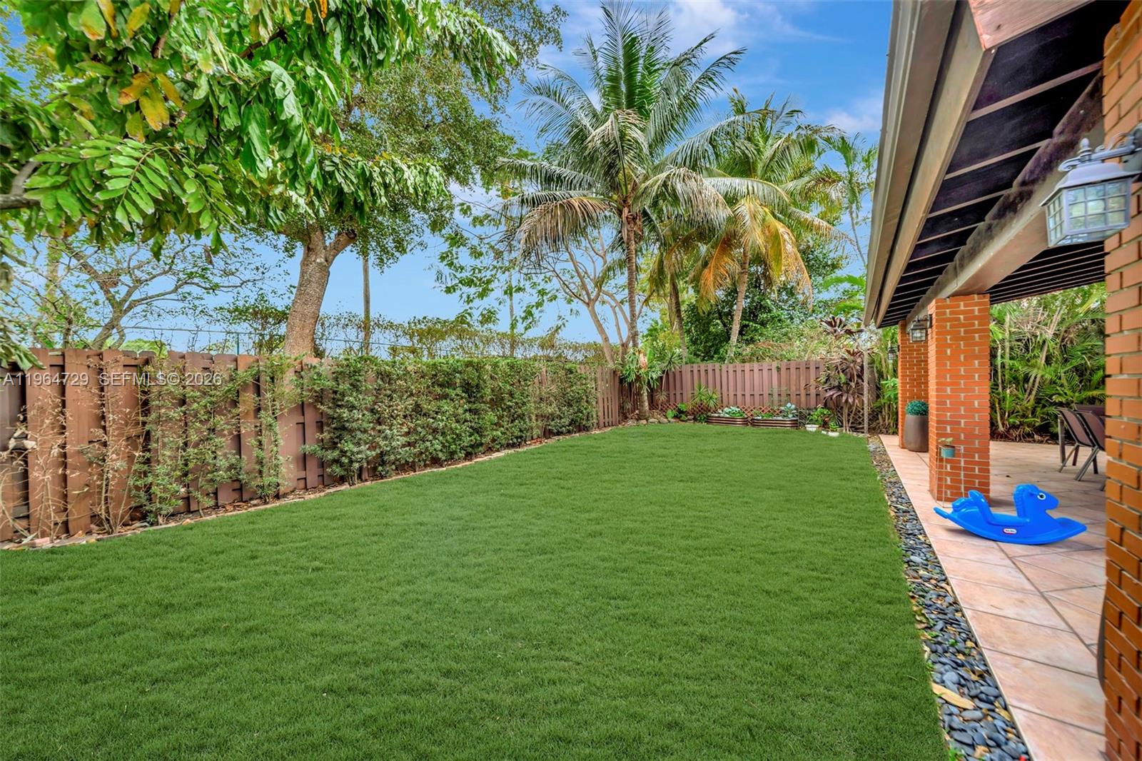 DORAL ISLES ANTILLES 1ST - Residential