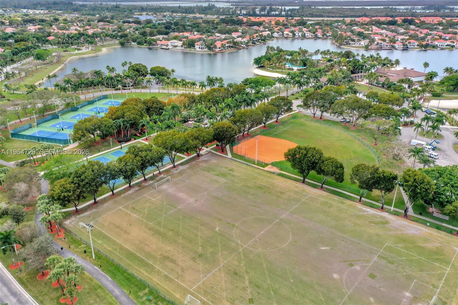 DORAL ISLES ANTILLES 1ST - Residential