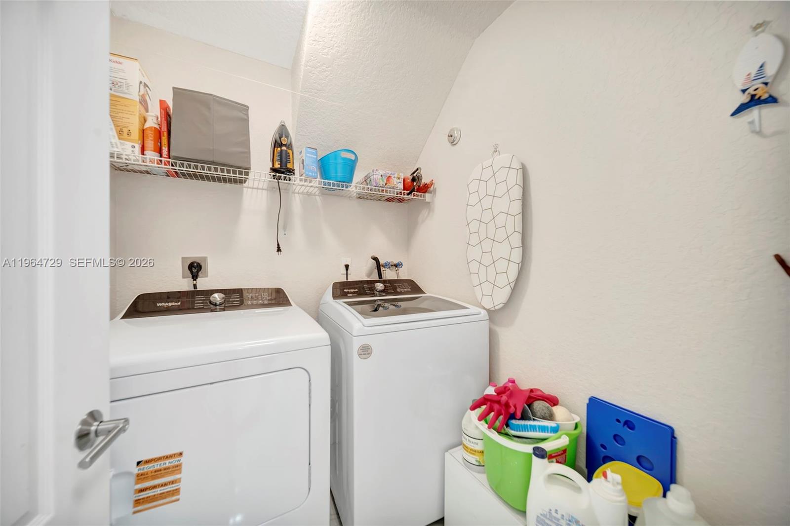 DORAL ISLES ANTILLES 1ST - Residential