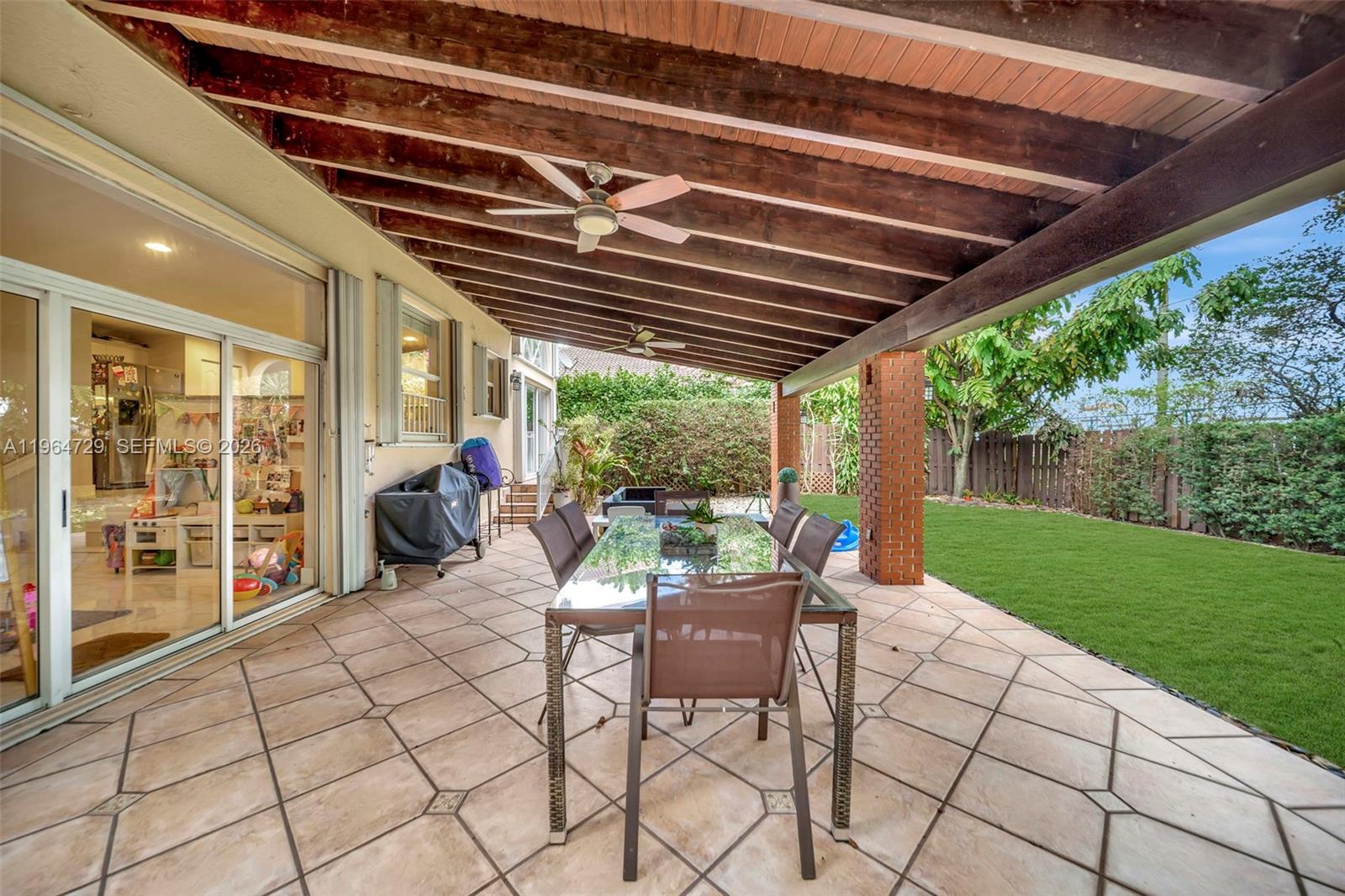 DORAL ISLES ANTILLES 1ST - Residential