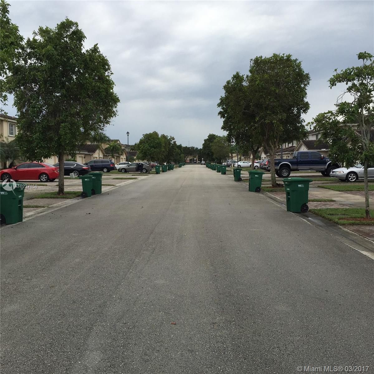 Lyons Indust Park 71-1 B - Residential Lease